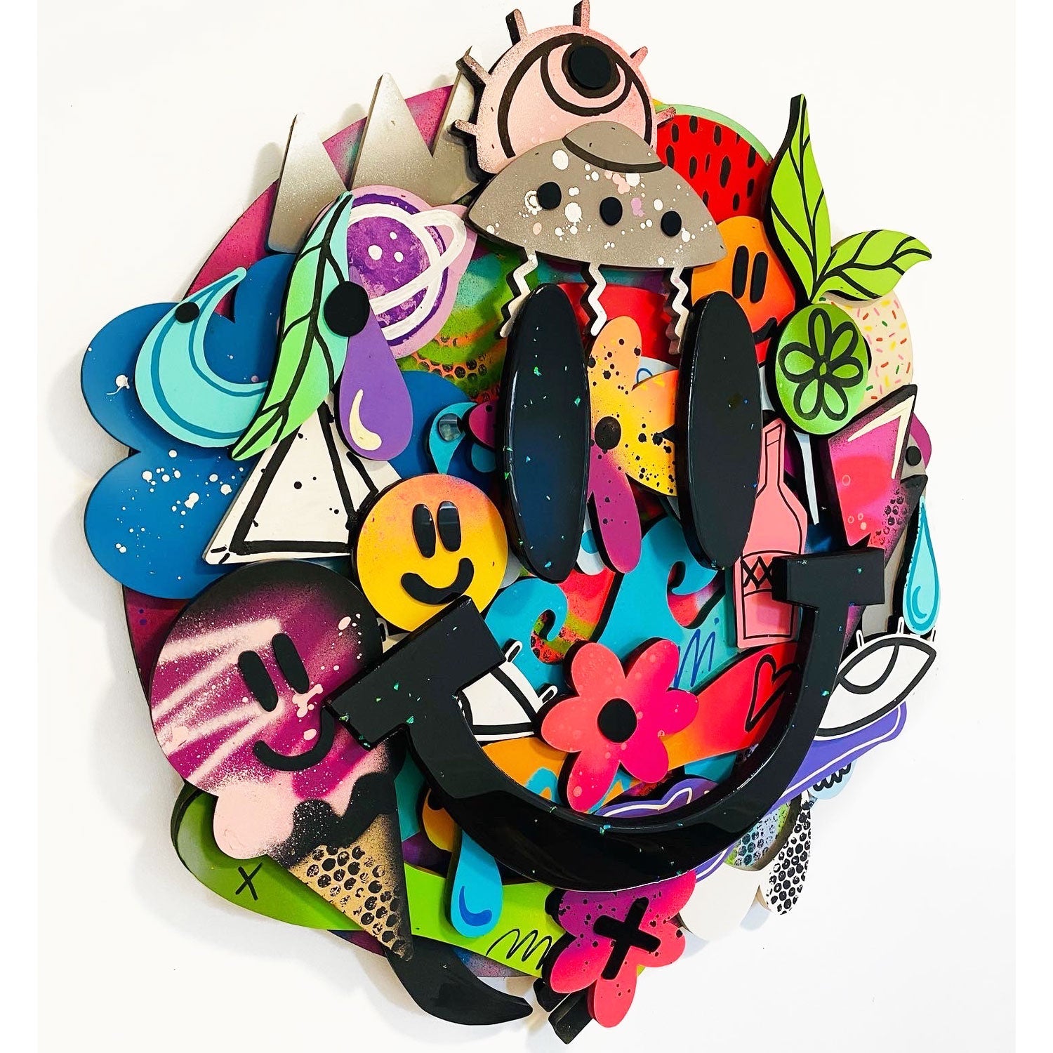 All Smiles 32" - Petroff Gallery -  - Chris Solcz - All Smiles, 32" Diameter