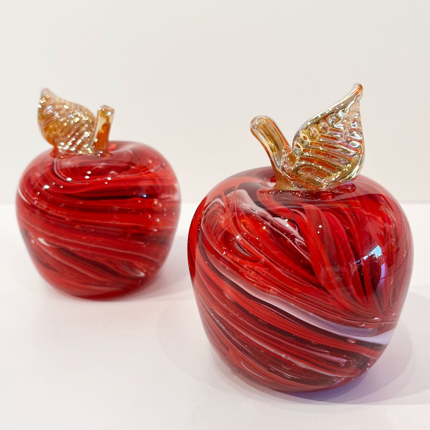 Apple with Gold - Petroff Gallery - Glass Art 