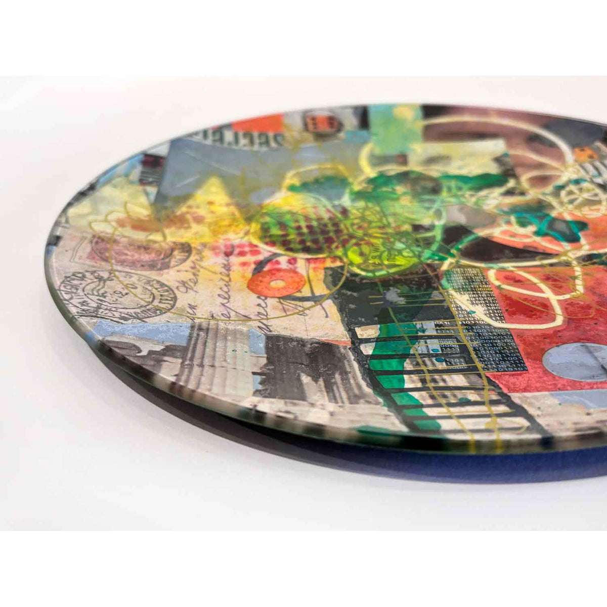 Caught You Looking - Petroff Gallery - Glass Art