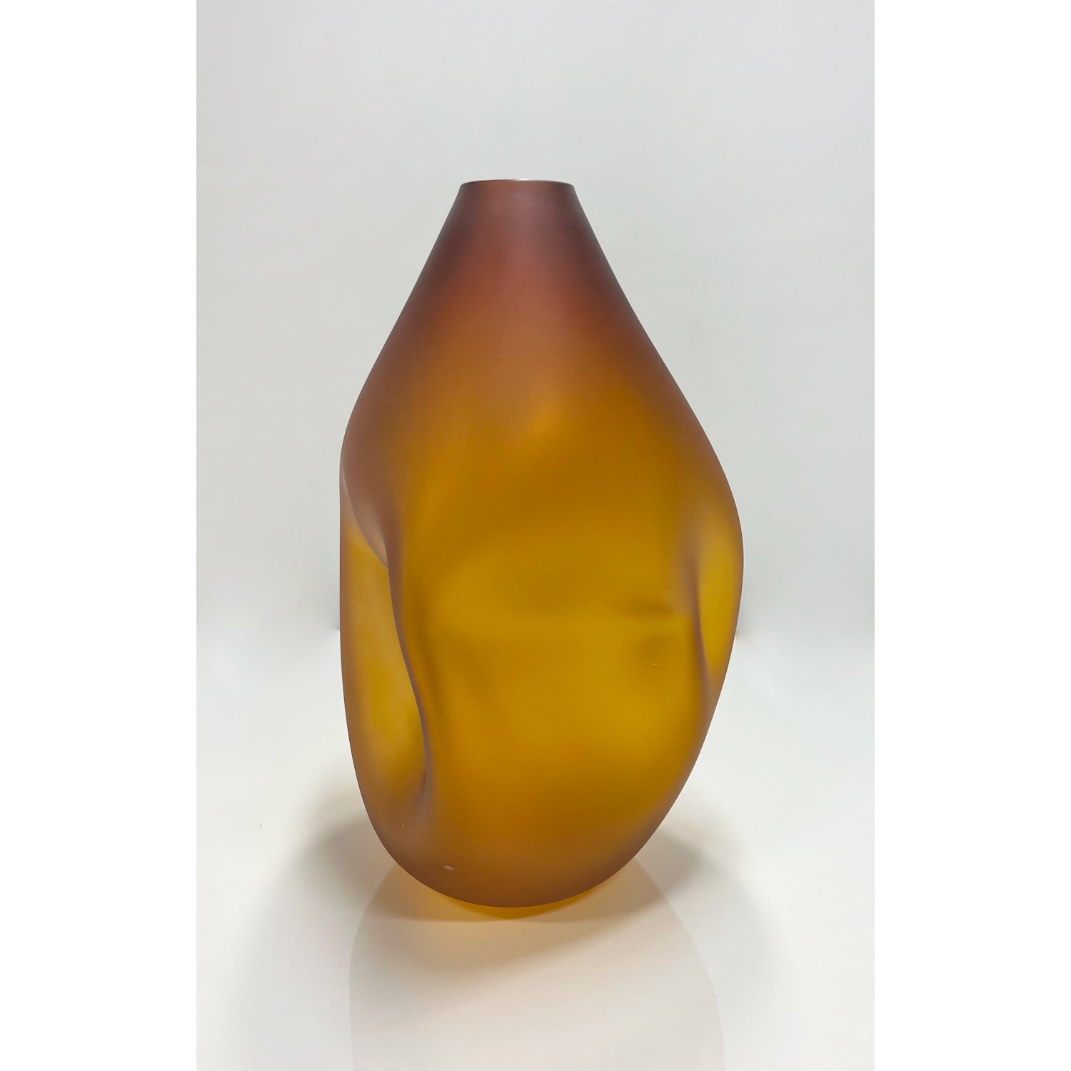 Goodbeast Design - Amber Summit Vase Matte Finish, 13.5" x 8" x 8"