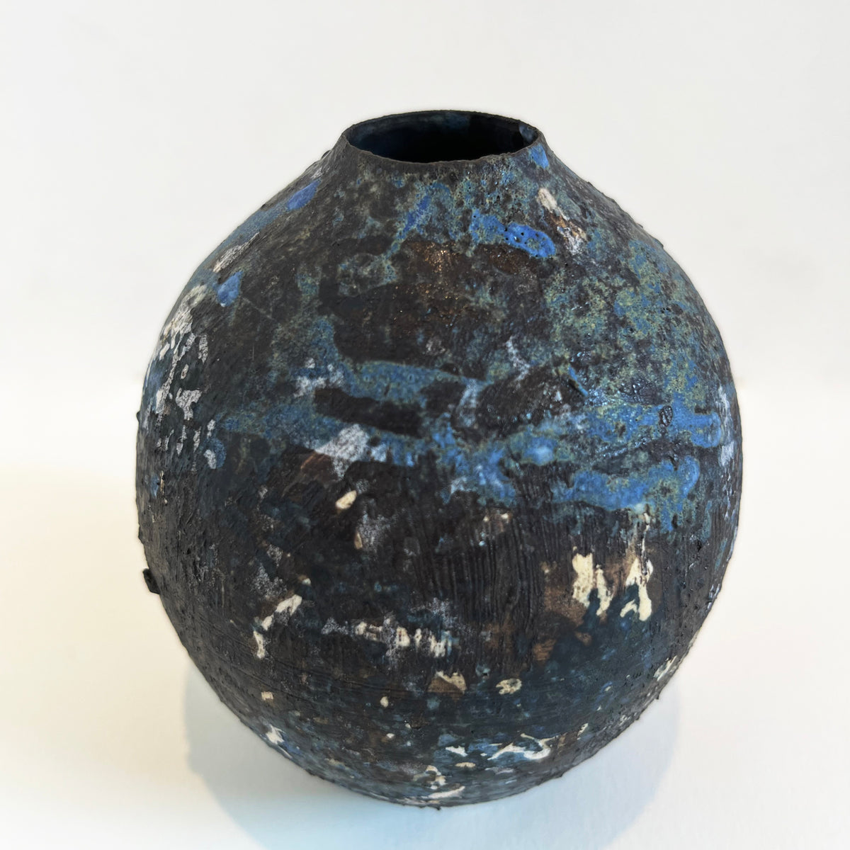 Makiko Hicher - Small Round Vase, 5" x 3.75" x 3.75"