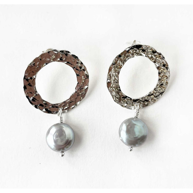 Circle Earrings with Grey Pearl - Petroff Gallery - Jewellery