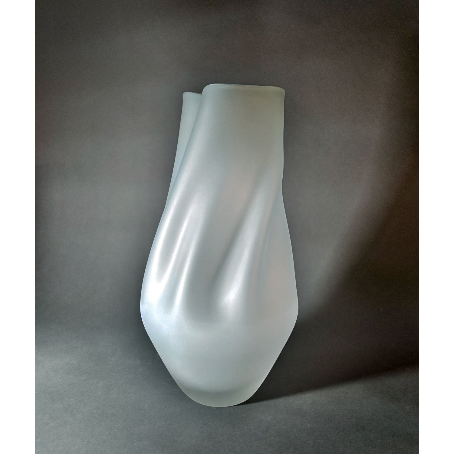 Opal Pigeon Grey Ovelle - Petroff Gallery - Glass art