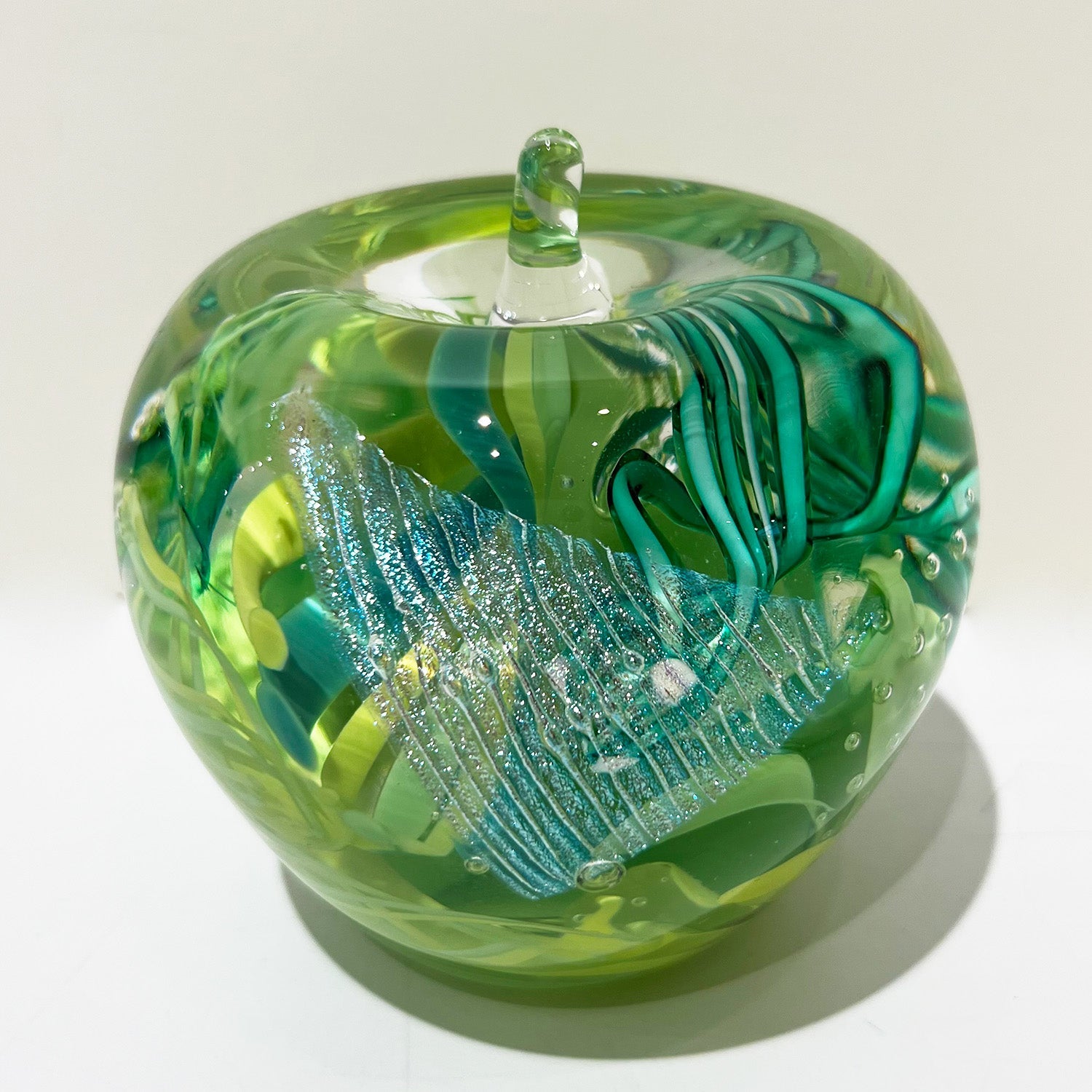Large Green Apple - Petroff Gallery -  - Alyssa Getz and Tom Cudmore - Large Green Apple