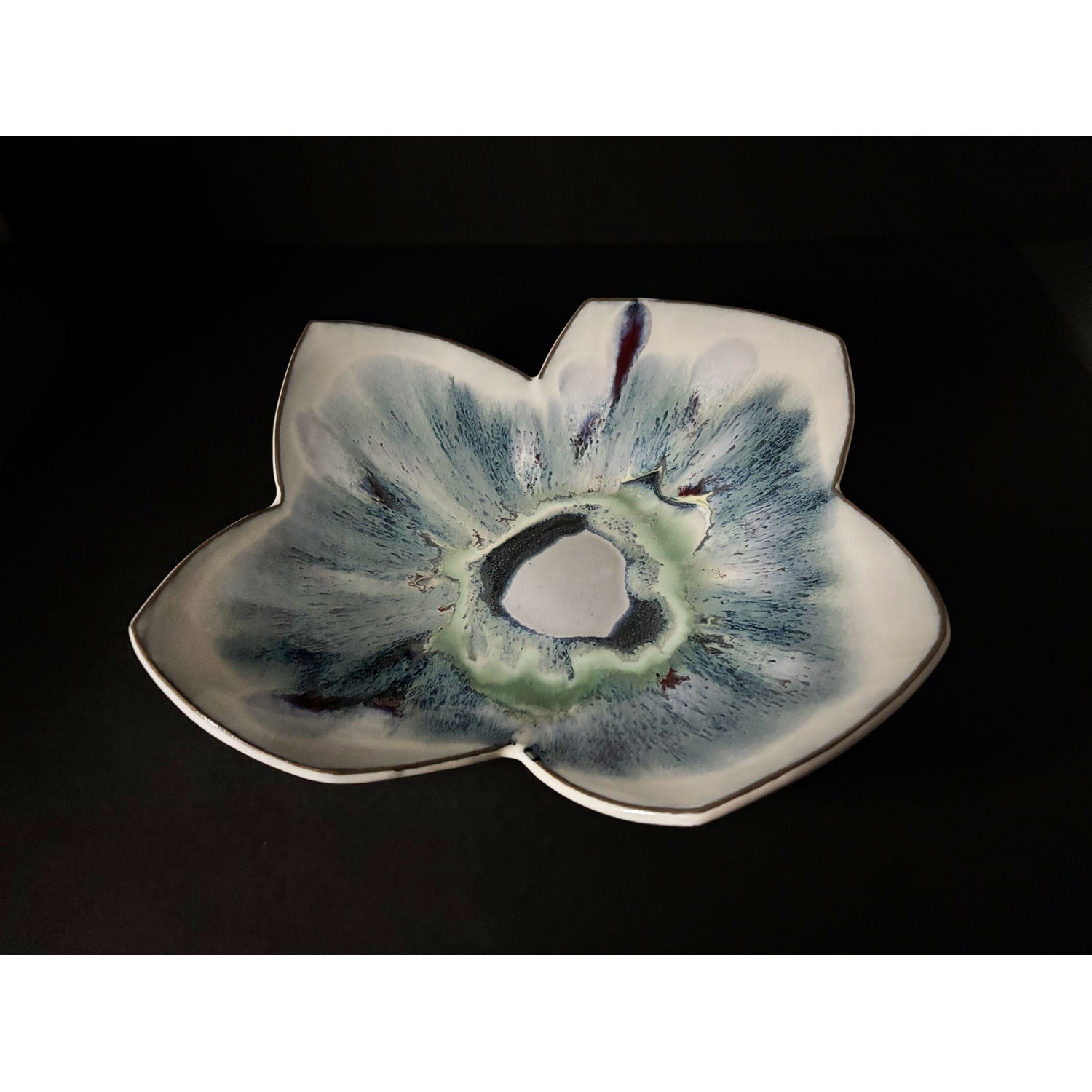 Small Floral Platter 2 - Petroff Gallery - Ceramics