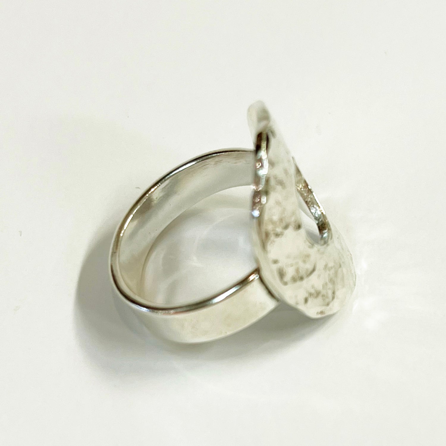 One Ring - Petroff Gallery -  - Gill Birol - One Ring