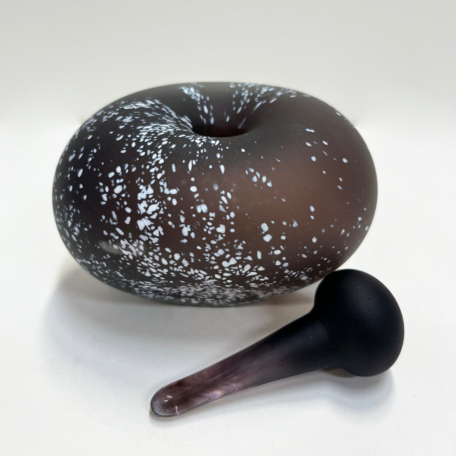 Pebble Vessel Brown and White - Petroff Gallery -  - Minna Koistinen - Pebble Vessel Brown and White