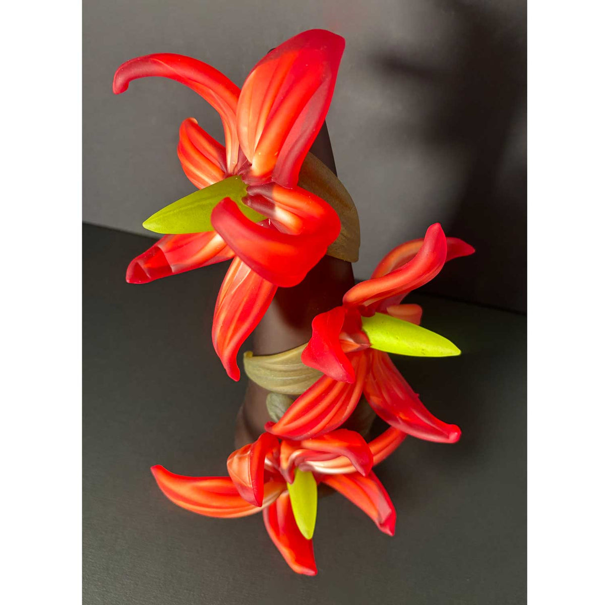 Large Sprid Vase Red with Red lilies - Petroff Gallery - Glass Art