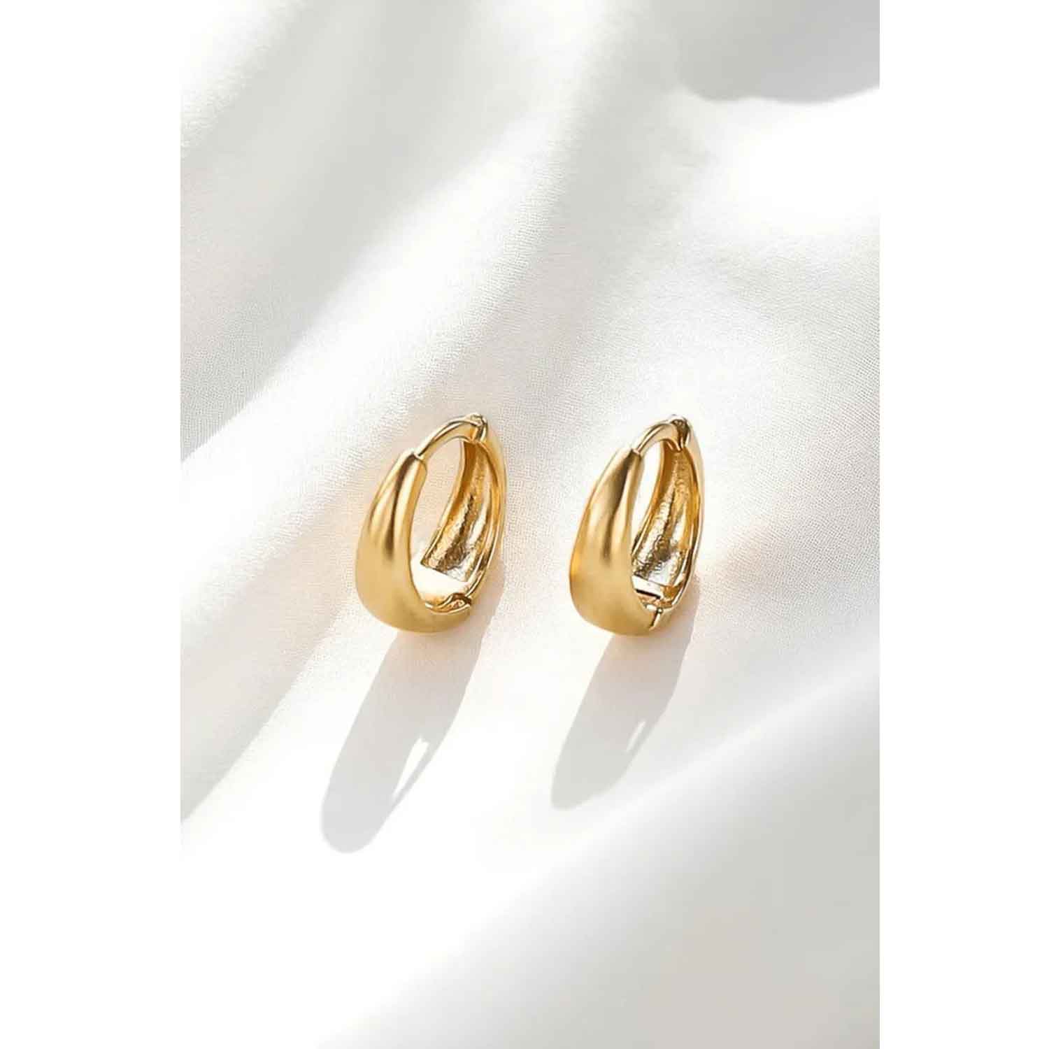 Small Costa Earrings Gold - Petroff Gallery - Jewellery