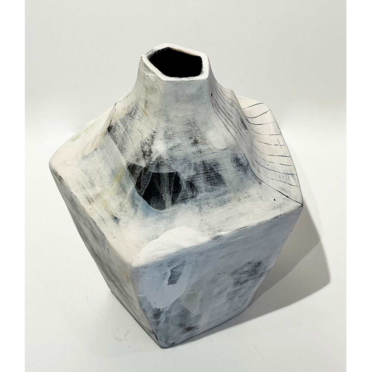 Small White Vase - Petroff Gallery -  - Mariana Bolanos - Small White Vase
