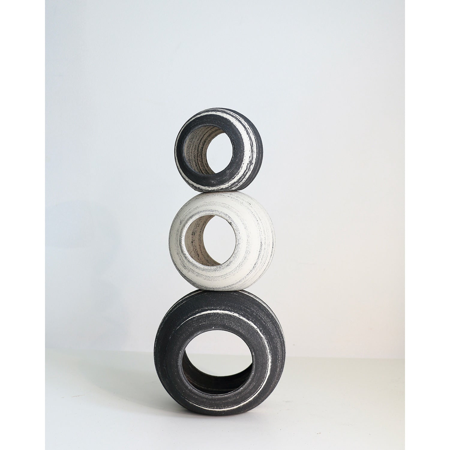 Triple "O" - Petroff Gallery -  - Celina Kang - Triple "O"