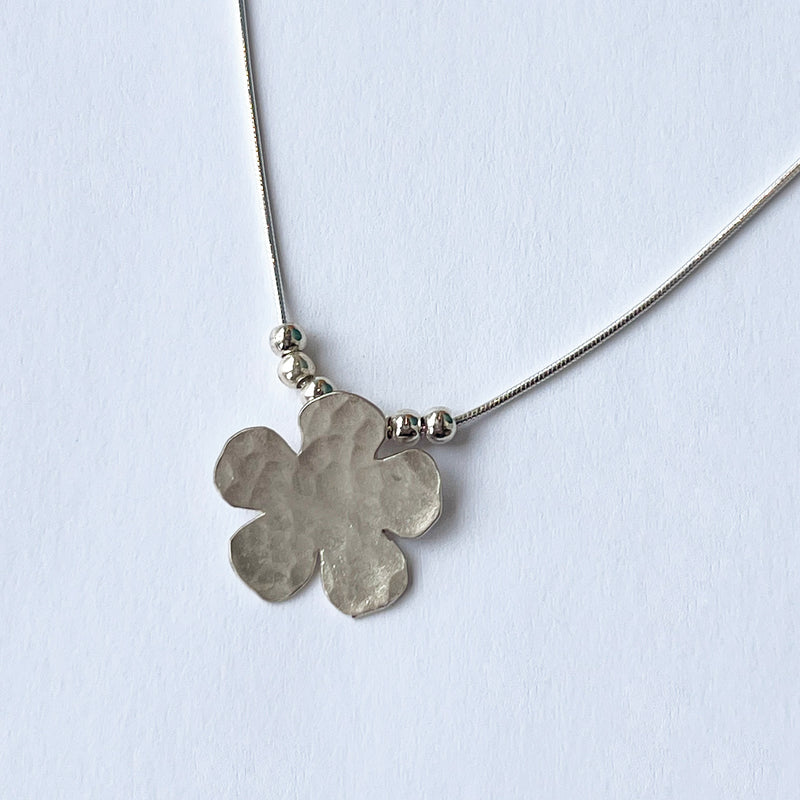 Hammered Flower Necklace - Petroff Gallery
