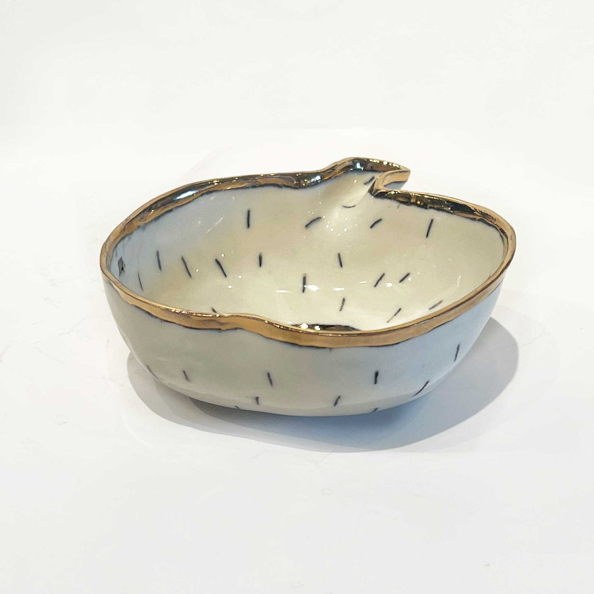 Apple Bowl 6 - Petroff Gallery - Glass