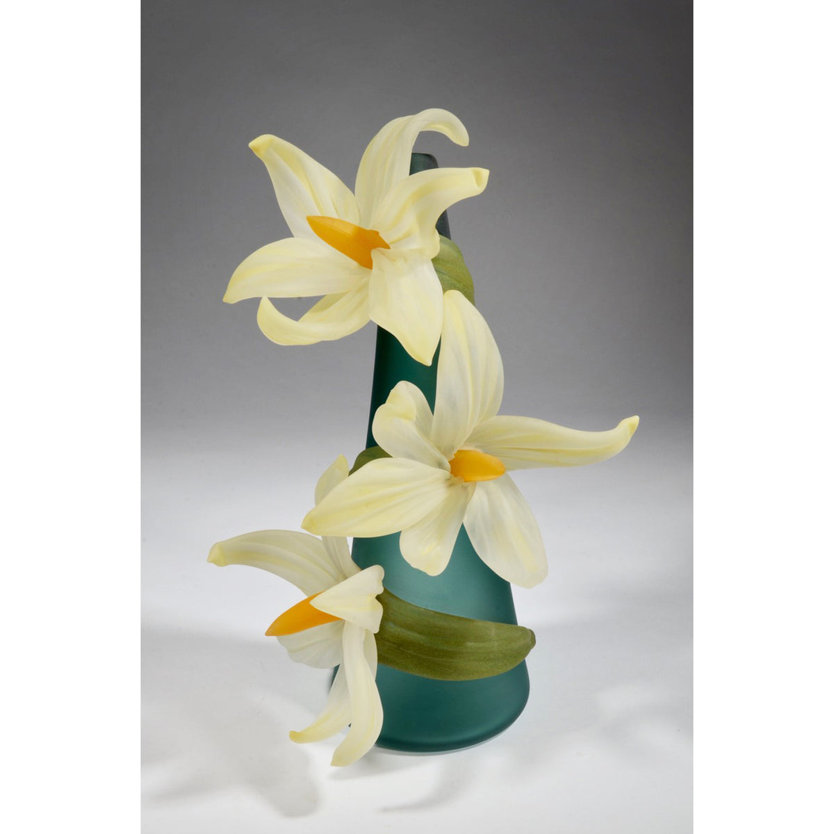 Sue Rankin - Lg Sprig Vase Green with Vanilla Lillies, 11.5" x 6" x 5.5"